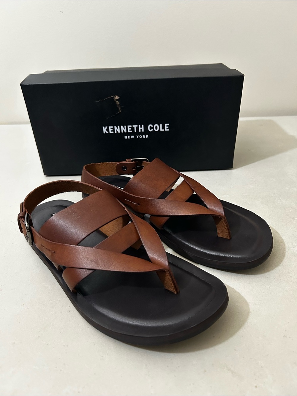 Kenneth Cole Ideal Sandal Men's Brown Thong Faux Leather Buckle Straps 10 M
